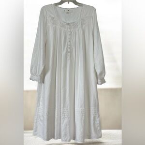 Eileen West Winter White Prairie Nightgown | Soft Cozy Romantic | Size Medium